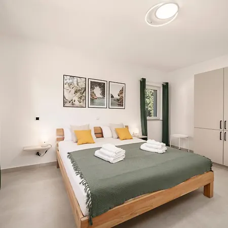 Mia - Moderne Oase Mit Meerblick Und Pool Apartment *