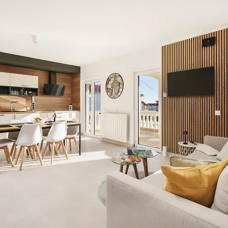 Apartment Mia - Moderne Oase Mit Meerblick Und Pool Vodice