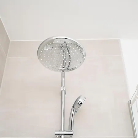 Mia - Moderne Oase Mit Meerblick Und Pool * 沃迪切