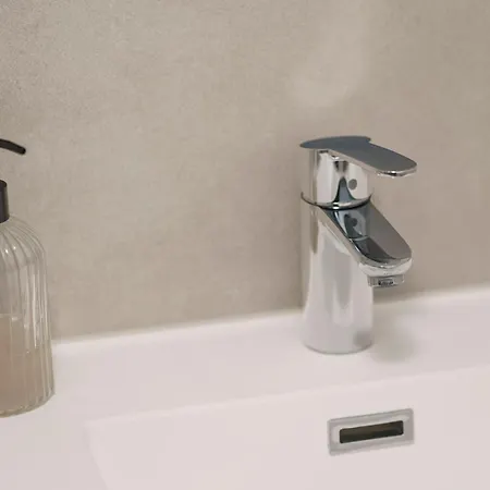 Mia - Moderne Oase Mit Meerblick Und Pool