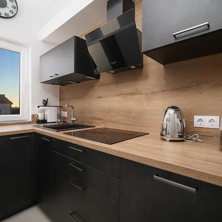 Mia - Moderne Oase Mit Meerblick Und Pool Apartment Vodice
