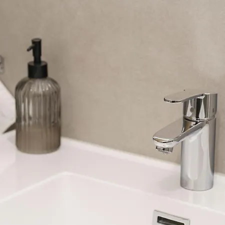 公寓 Mia - Moderne Oase Mit Meerblick Und Pool