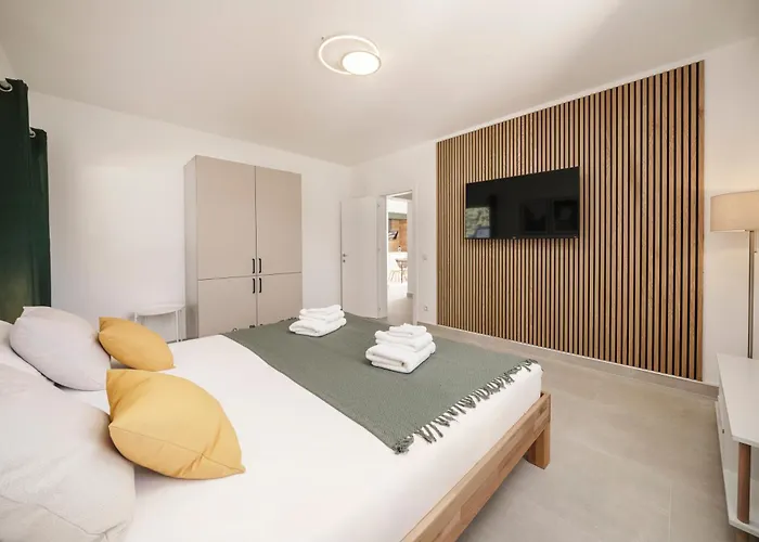 Mia - Moderne Oase Mit Meerblick Und Pool * Vodice