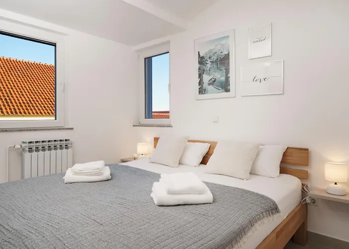 Mia - Moderne Oase Mit Meerblick Und Pool *