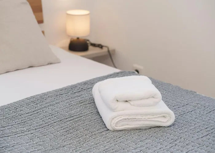 Mia - Moderne Oase Mit Meerblick Und Pool