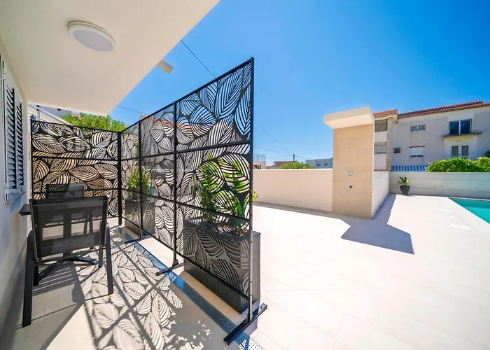 Appartement Mia - Moderne Oase Mit Meerblick Und Pool *