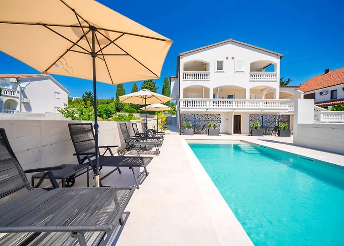 Lägenhet Mia - Moderne Oase Mit Meerblick Und Pool *